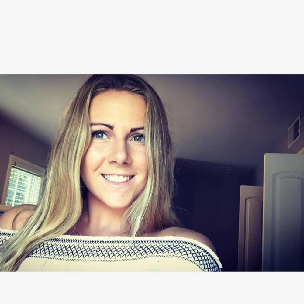 Meet your Posher, Claire